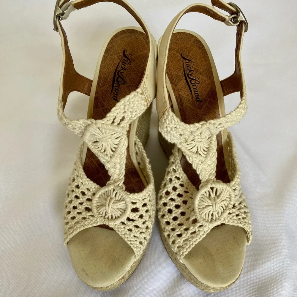 Lucky Brand Cream Crochet Espadrille Wedge Sandals Size 8 Boho Platform Open Toe